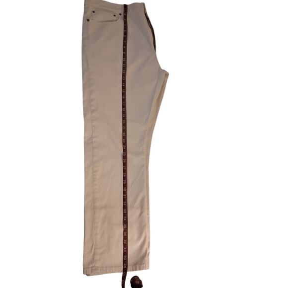 NWOT 513 Levi Strauss Men White Long Slim Straight Denim Size-W38-L30 - Picture 5 of 11